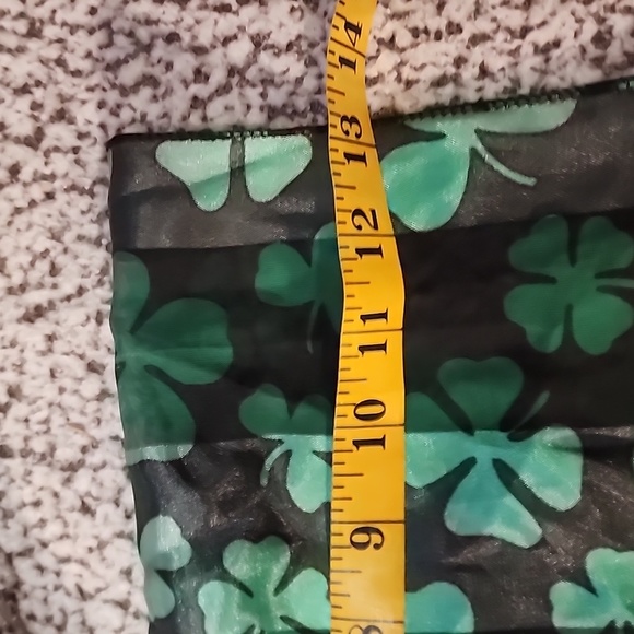 Luck of the Irish scarf - Picture 3 of 6